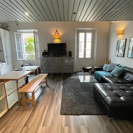 Appartamento Riouffe 2 Bedroom Duplex In The Center Of